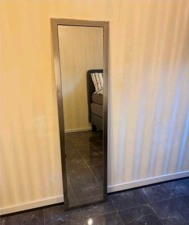 Stand spiegel, Huis en Inrichting, Woonaccessoires | Spiegels, Ophalen, Minder dan 50 cm, Zo goed als nieuw, 150 tot 200 cm