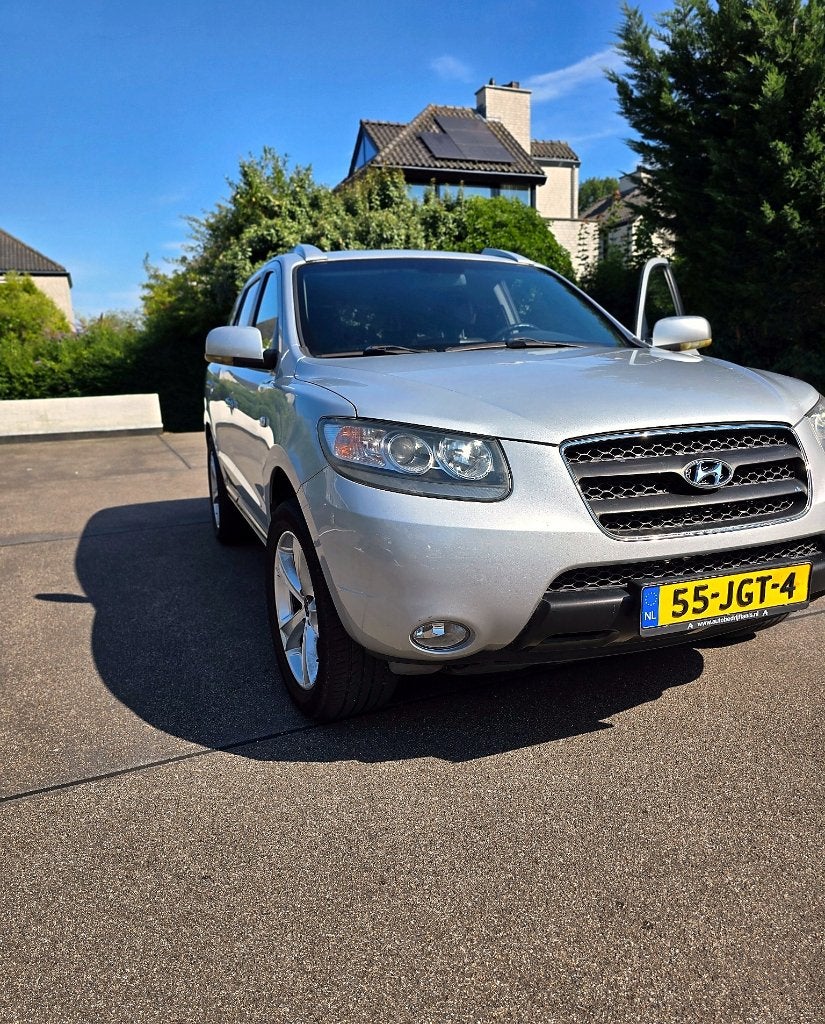 Hyundai Santa Fe 2.7 V6 | Leer | Camera | APK 04-2027, Auto's, Hyundai, Voorwielaandrijving, Euro 5, Santa Fe, 2000 kg