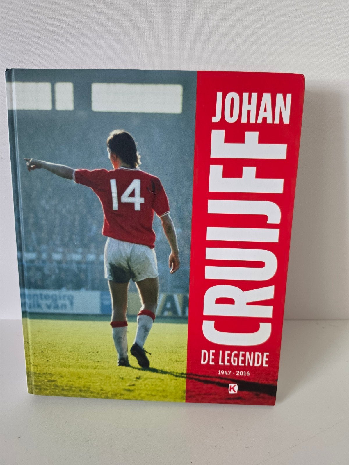 Johan Cruijff: De Legende 1947-2016 - Boek, Boeken, Ophalen of Verzenden, Zo goed als nieuw, Onbekend, Balsport