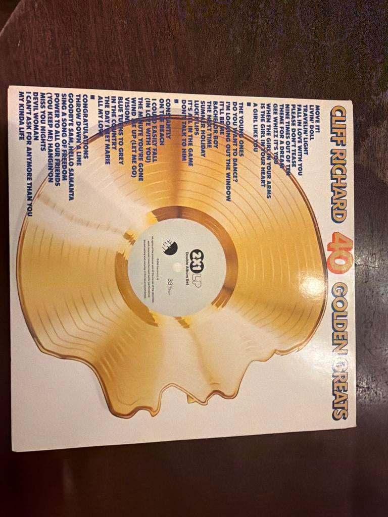 Cliff Richard - 40 Golden Greats (2 LP), Dubbel-LP, Ophalen of Verzenden, Zo goed als nieuw, 12 inch