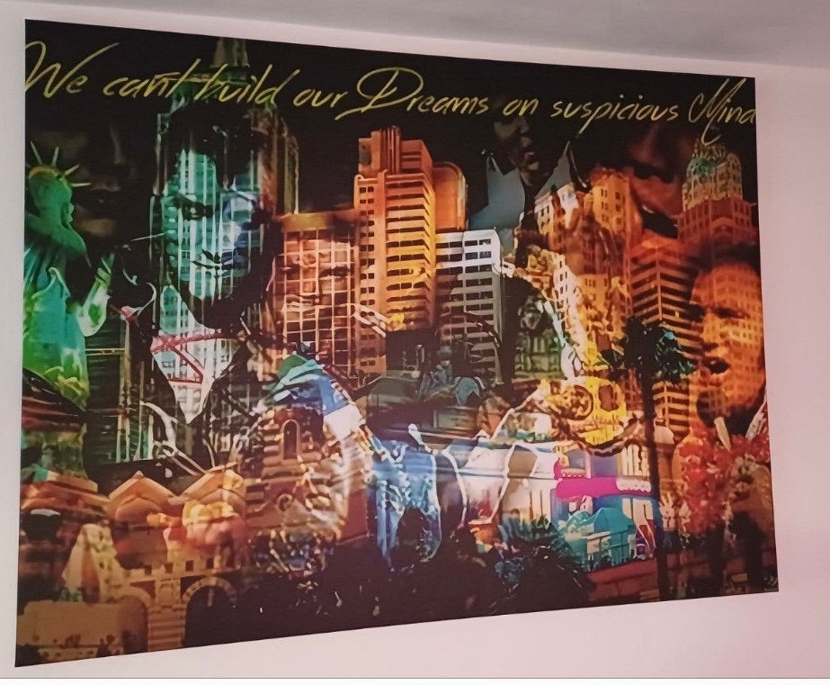 Groot schilderij van Elvis, Ophalen