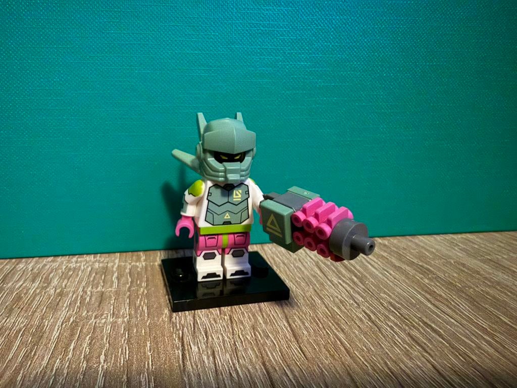 LEGO CMF Serie 24: Robot Warrior, Ophalen of Verzenden, Zo goed als nieuw, Complete set, Lego