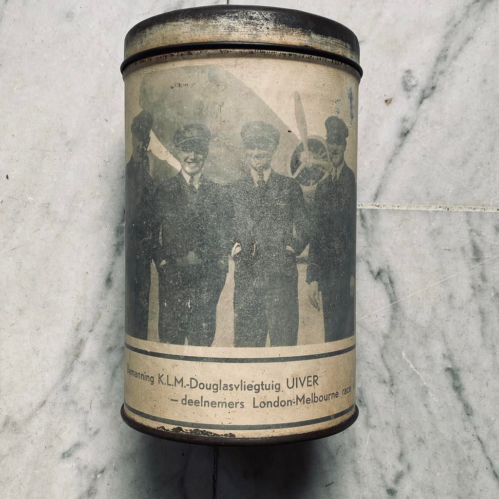 KLM Melbourne Race 1934 – Vintage promotieblik (origineel), Ophalen of Verzenden, Gebruikt, Beschuit, Verkade