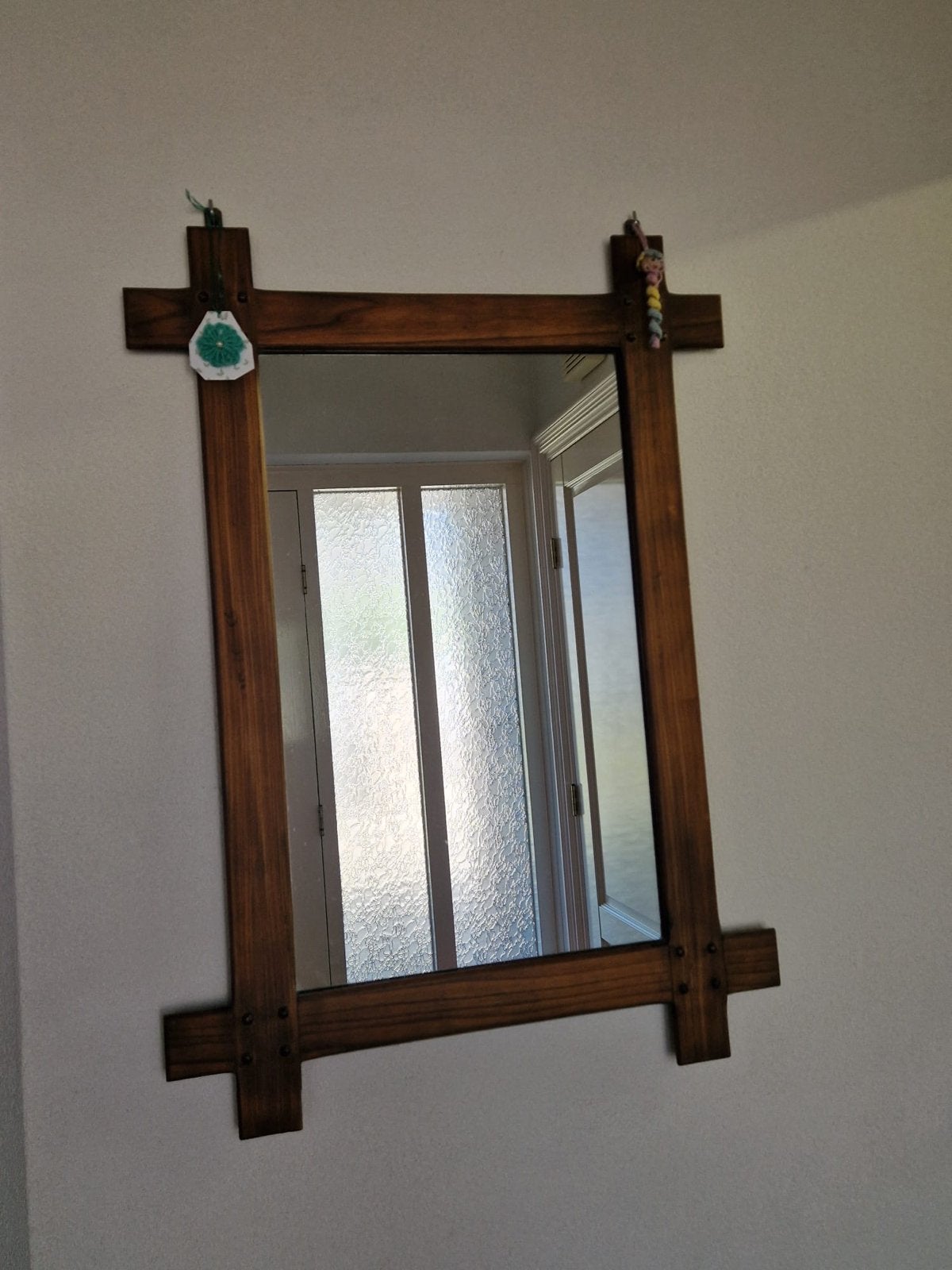 Houten spiegel met uniek frame, Huis en Inrichting, Woonaccessoires | Spiegels, Ophalen, Gebruikt, 100 tot 150 cm, Rechthoekig