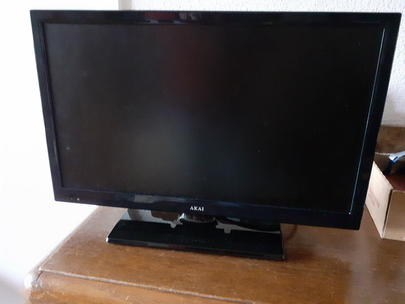 Akai 22 inch Full HD TV met ingebouwde DVD-speler, Audio, Tv en Foto, Gebruikt, 40 tot 60 cm, Full HD (1080p), Ophalen