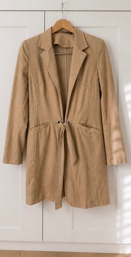 Crème de la crème  suede look lange blazer beige nieuw S, Kleding | Dames, Beige, Ophalen of Verzenden, Jasje, Maat 36 (S)
