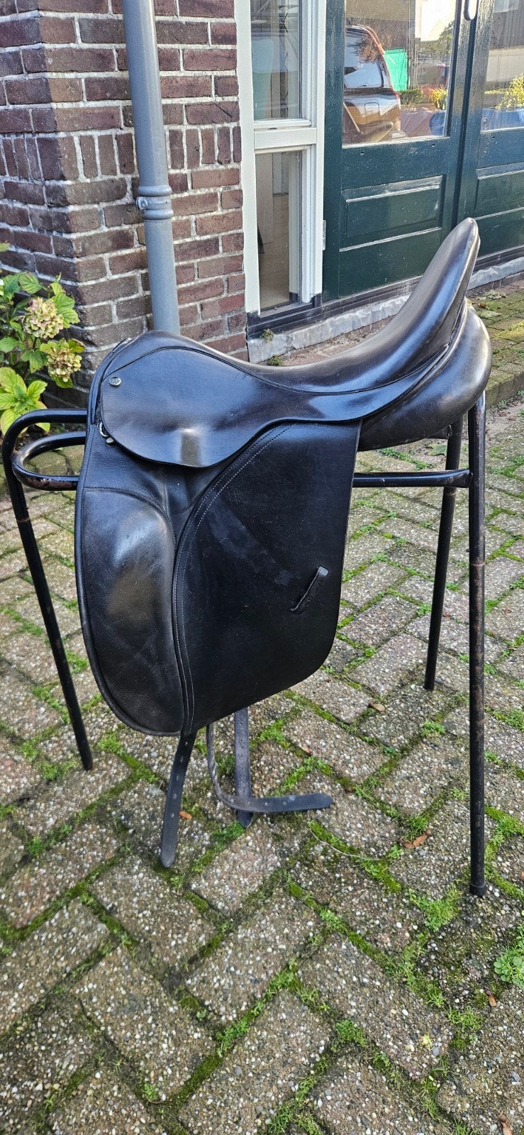 dressuurzadel 17,5 County Competitor, Dieren en Toebehoren, L (17.5 inch), Gebruikt, Dressuur, Ophalen of Verzenden