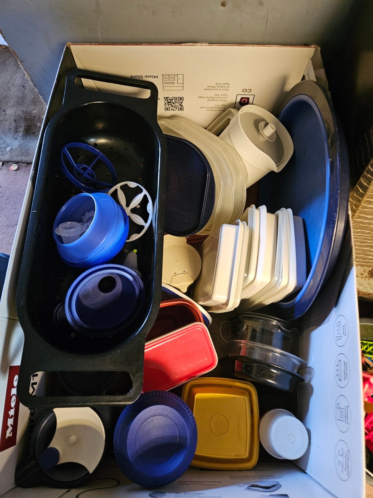 Grote partij Tupperware - Diverse bakjes en schalen, Gebruikt, Overige kleuren, Met deksel, Overige typen