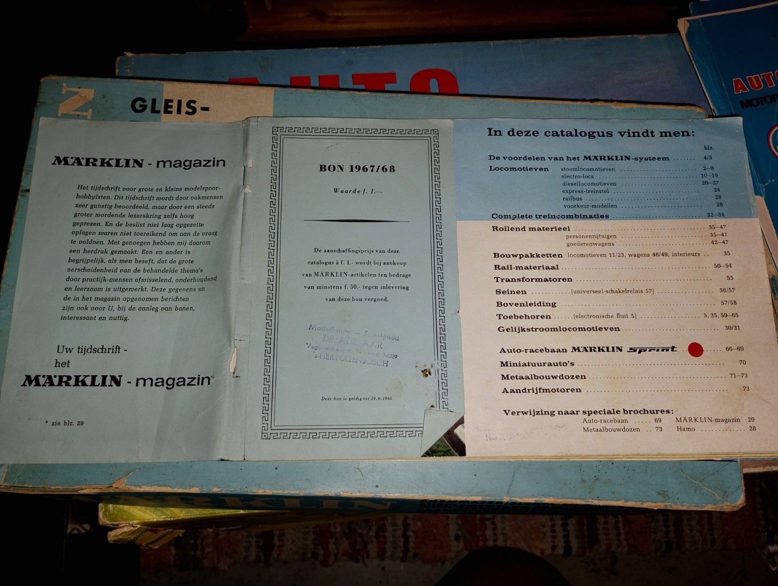 Märklin magazines - Catalogus en bouwinstructies, Ophalen of Verzenden, Gelezen