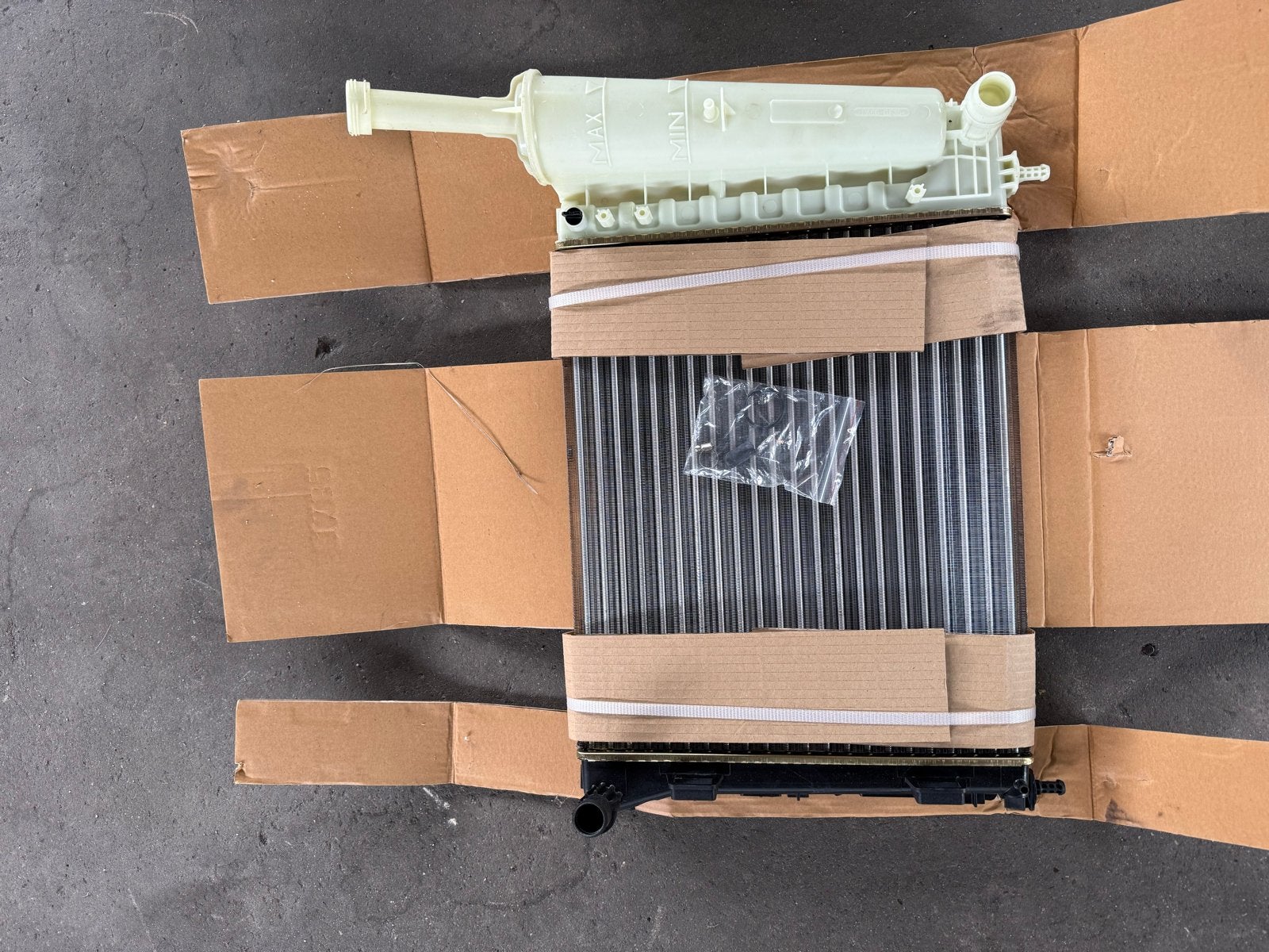 Nieuwe Radiator  voor een Fiat 500 1.2 vanaf ‘07, Ophalen of Verzenden, Nieuw, Fiat