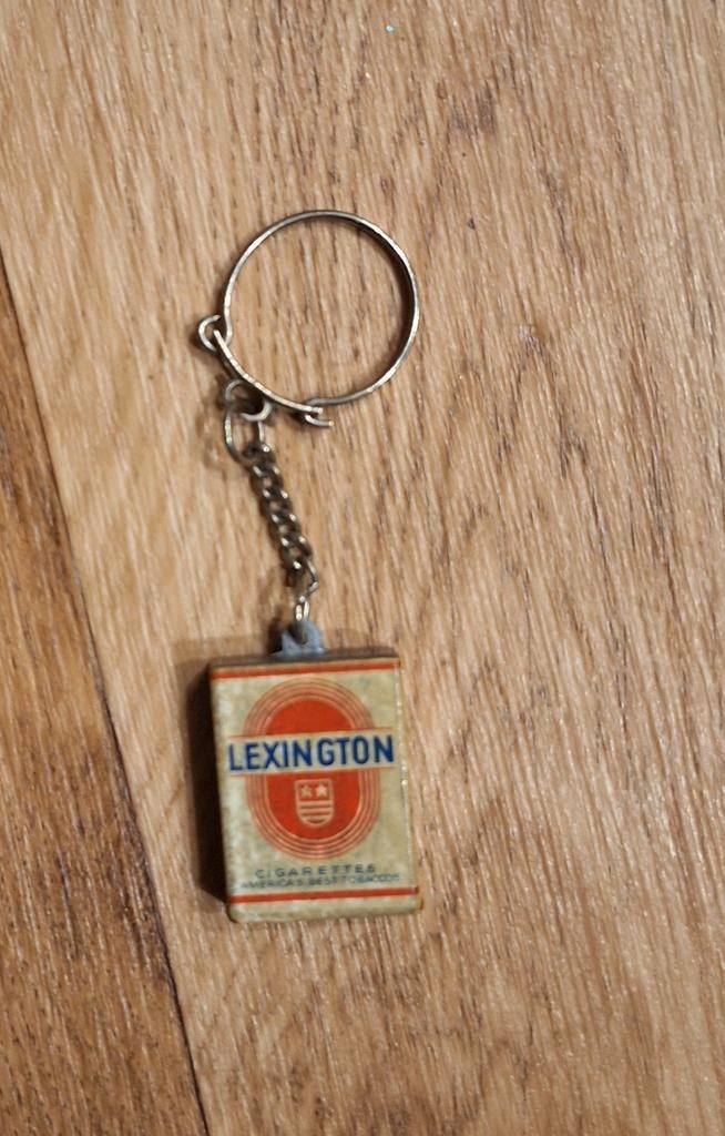 Lexington Sigaretten Sleutelhanger - Vintage, Ophalen of Verzenden