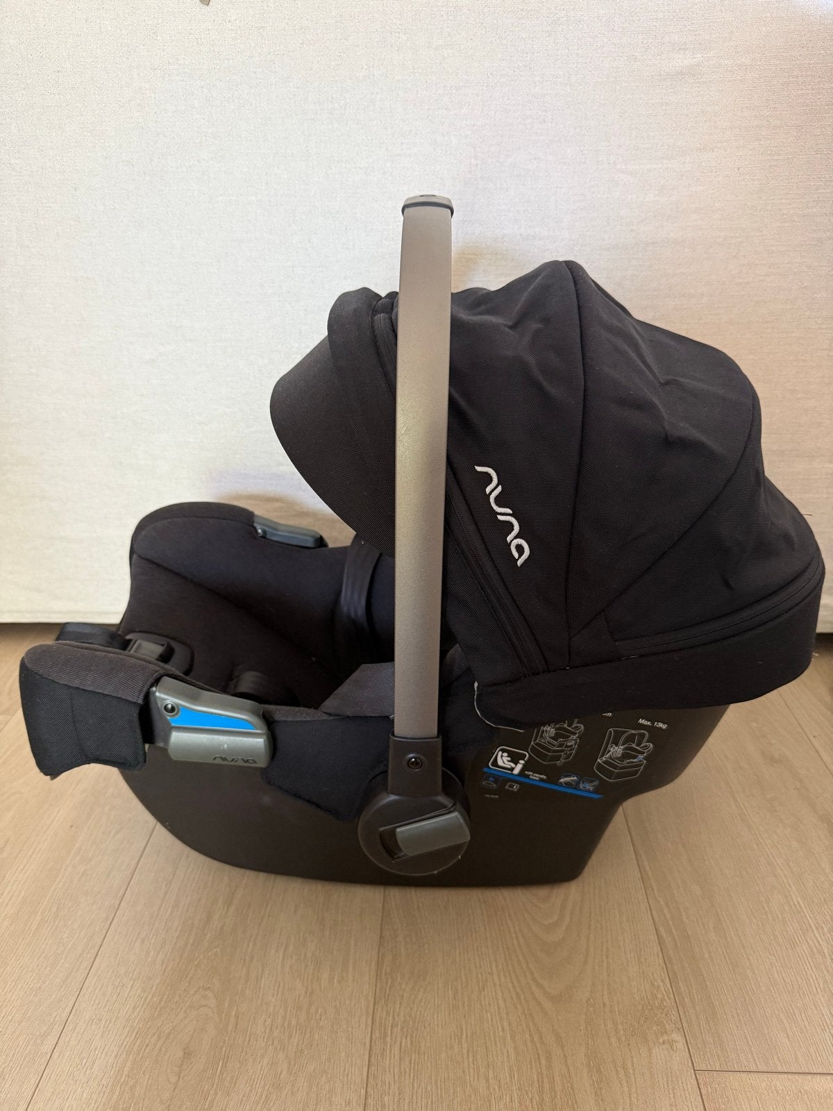 Nuna Pipa Icon autostoel met Isofix base, Kinderen en Baby's, Zo goed als nieuw, Isofix, 0 t/m 13 kg, Slaapstand