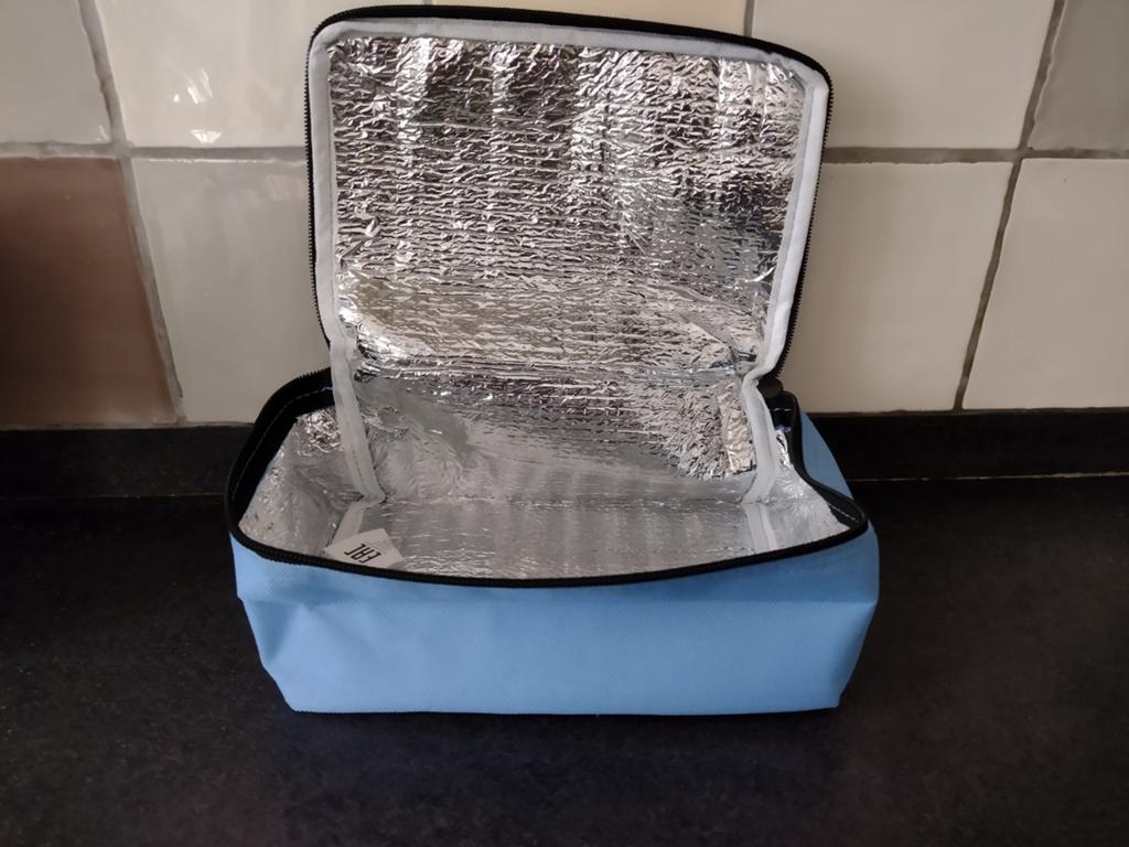 Kleine Koeltas - 20x15x9 cm - Ideaal voor Lunch/Picknick, Ophalen of Verzenden, Nieuw, Koeltas, Koelelement