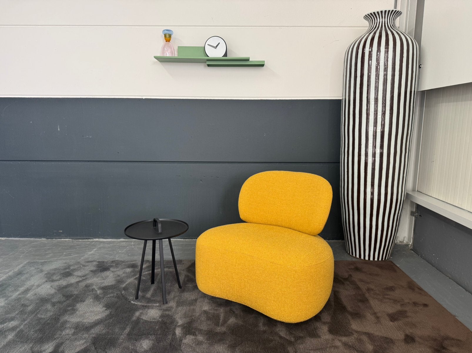 Nieuw Eyye Caaro fauteuil | Lana 930 Sunflower, Ophalen, Eyye, Design on Stock, Pode, Leolux, Artifort, Rolf Benz, Nieuw, 75 tot 100 cm