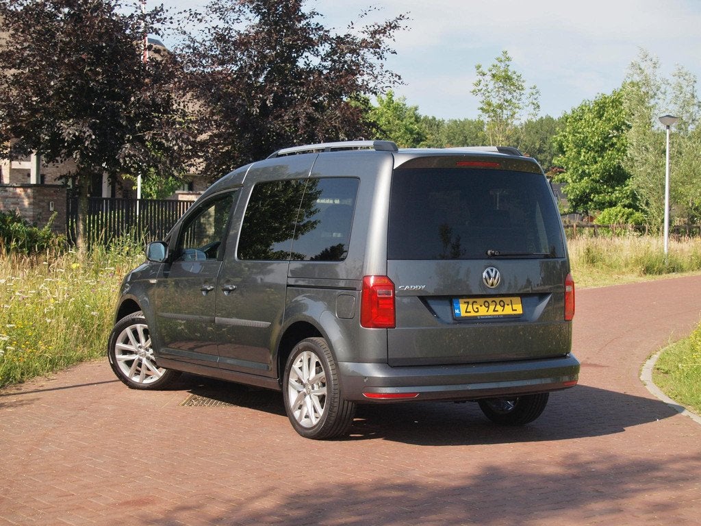 Volkswagen Caddy 1.0 TSI Trendline 7p 7-Persoons | Dubbele S, Stof, Gebruikt, 7 stoelen, Handgeschakeld