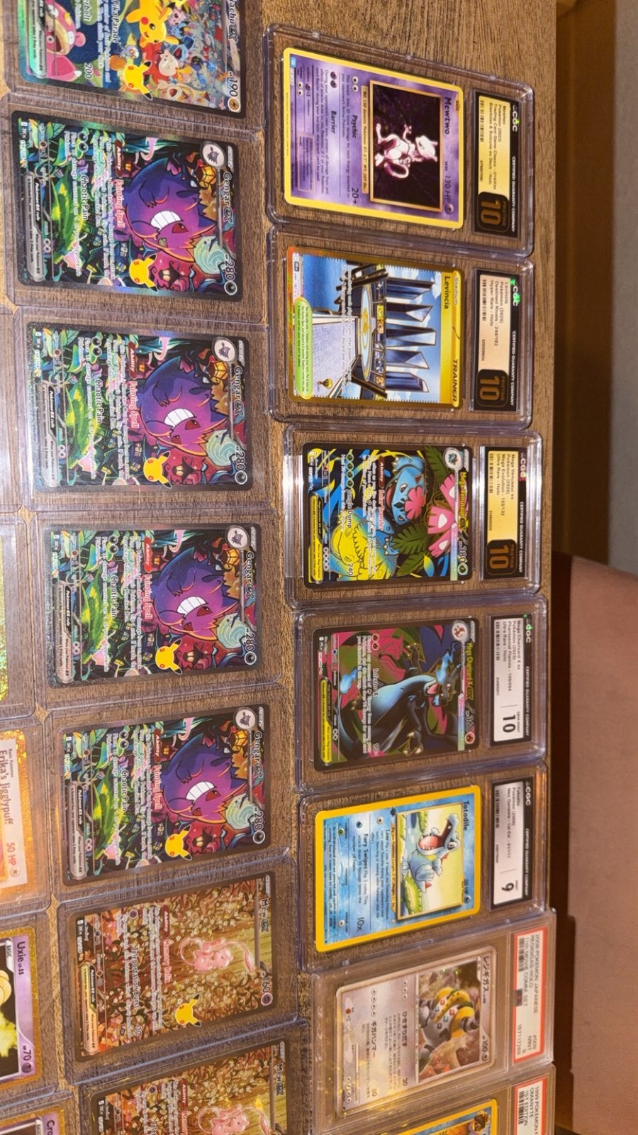 Foto 13 van Grote Pokémon collectie | 30th Celebration slabs hits + Bulk
