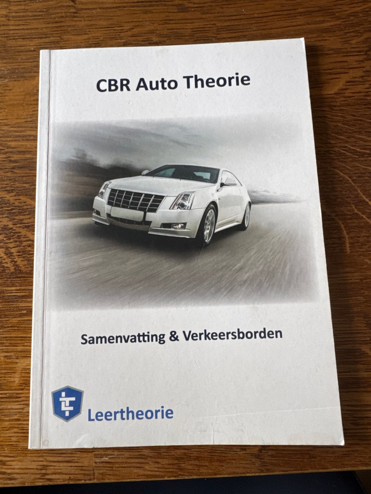 CBR Auto Theorie Samenvatting & Verkeersborden, Boeken, Auto's | Boeken, Ophalen of Verzenden, Zo goed als nieuw, Algemeen