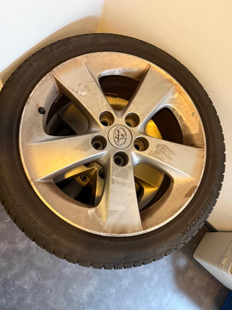 4x banden op velg, Toyota Auris, Auto-onderdelen, Banden en Velgen, Ophalen, Gebruikt, 16 inch, Banden en Velgen