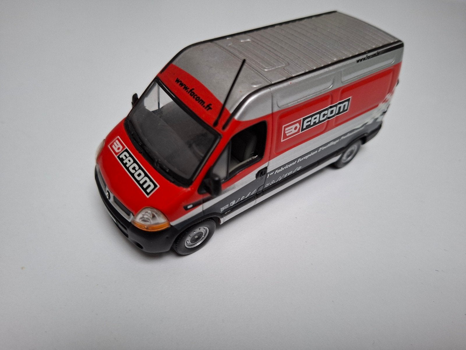 Norev Facom Renault Master Bestelwagen Modelauto 1:43, Ophalen of Verzenden, Zo goed als nieuw