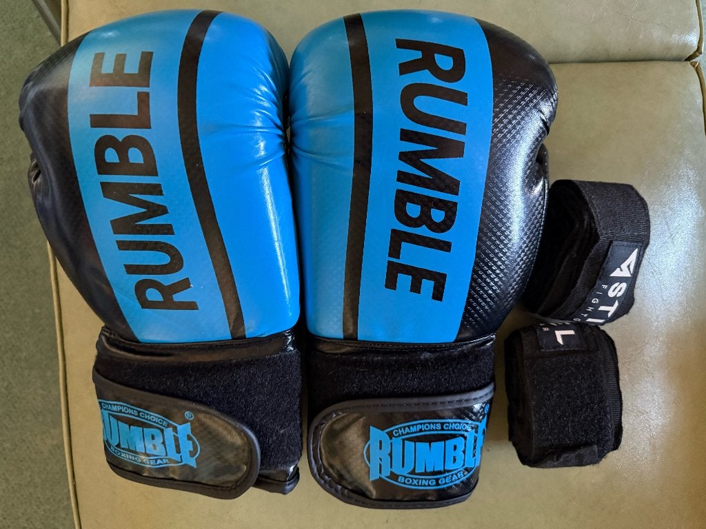 Rumble bokshandschoenen + bandages, Ophalen, Overige, Vechtsportmateriaal, Maat L