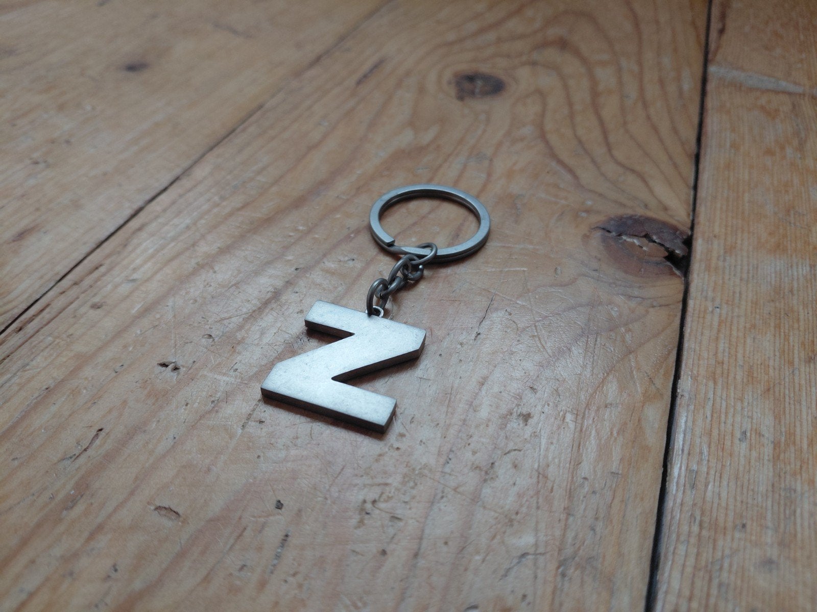 Sleutelhanger met letter 'Z' letter Z, Ophalen of Verzenden, Zo goed als nieuw, Overige typen