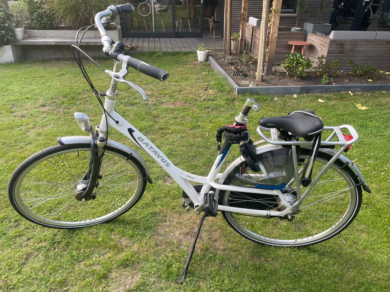 Batavus damesfiets met 7 versnellingen en lage instap, Ophalen, Batavus, 56 cm of meer, Trommelrem