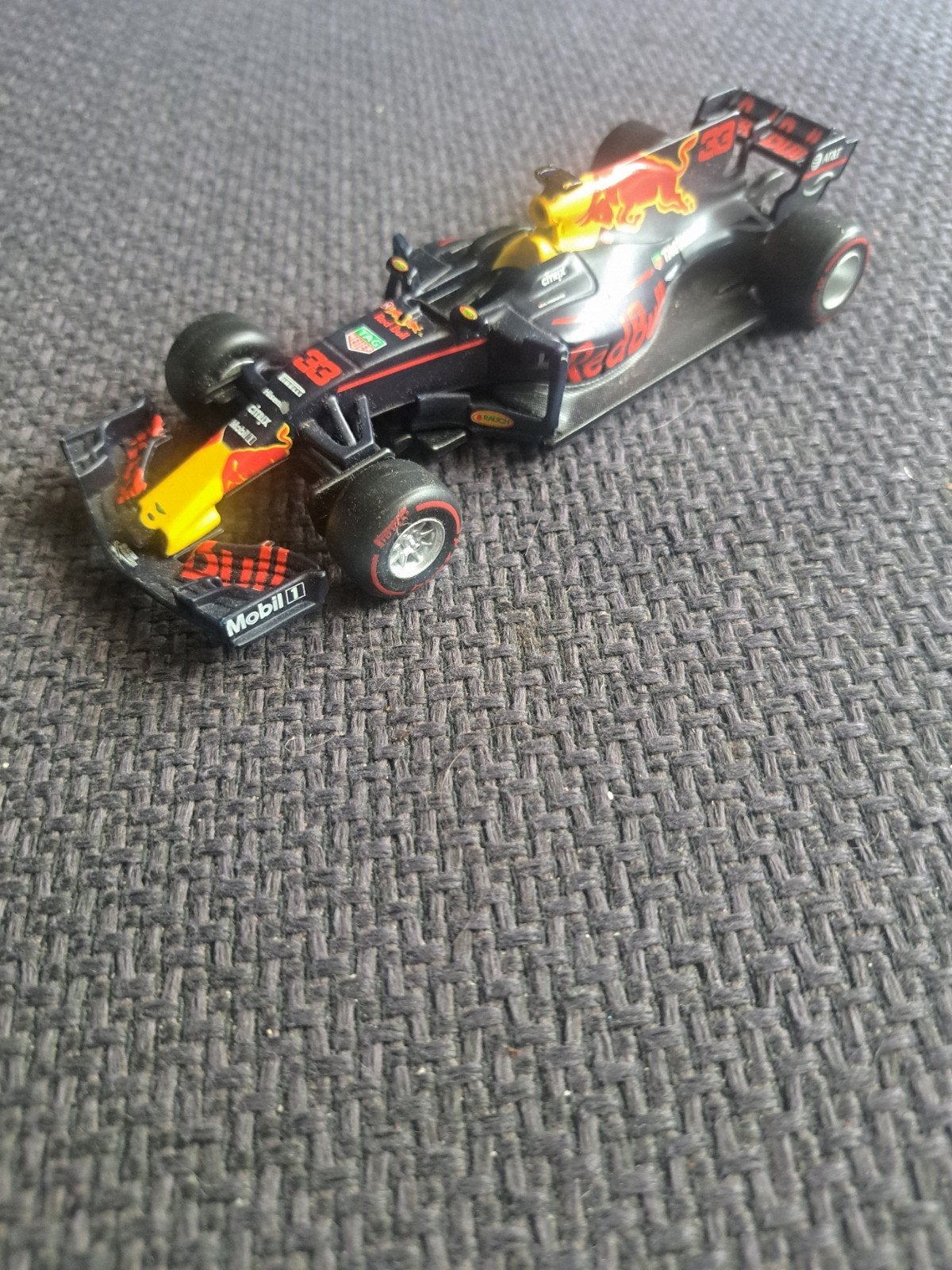 Burago model red Bull racing schaal 1:32, Hobby en Vrije tijd, Modelauto's | 1:32, Overige merken, Gebruikt, Italy /china, Auto