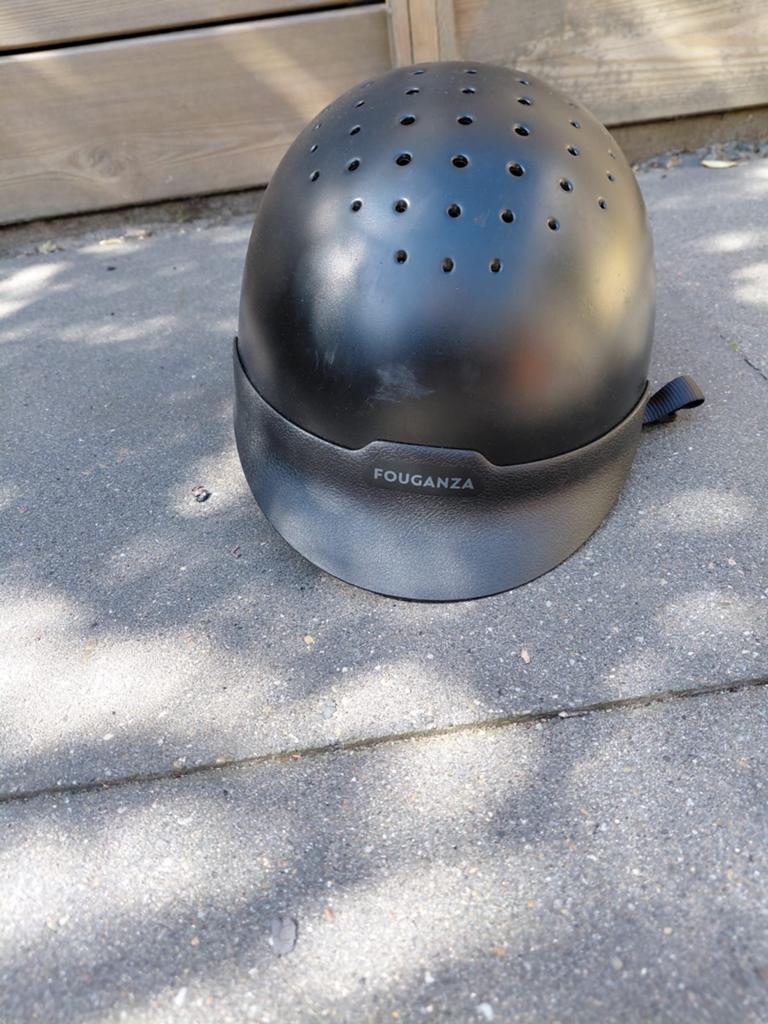 Paardrijcap en laarzen aangeboden, Dieren en Toebehoren, Paardrijkleding, Ophalen, Zo goed als nieuw, Dressuur, Cap