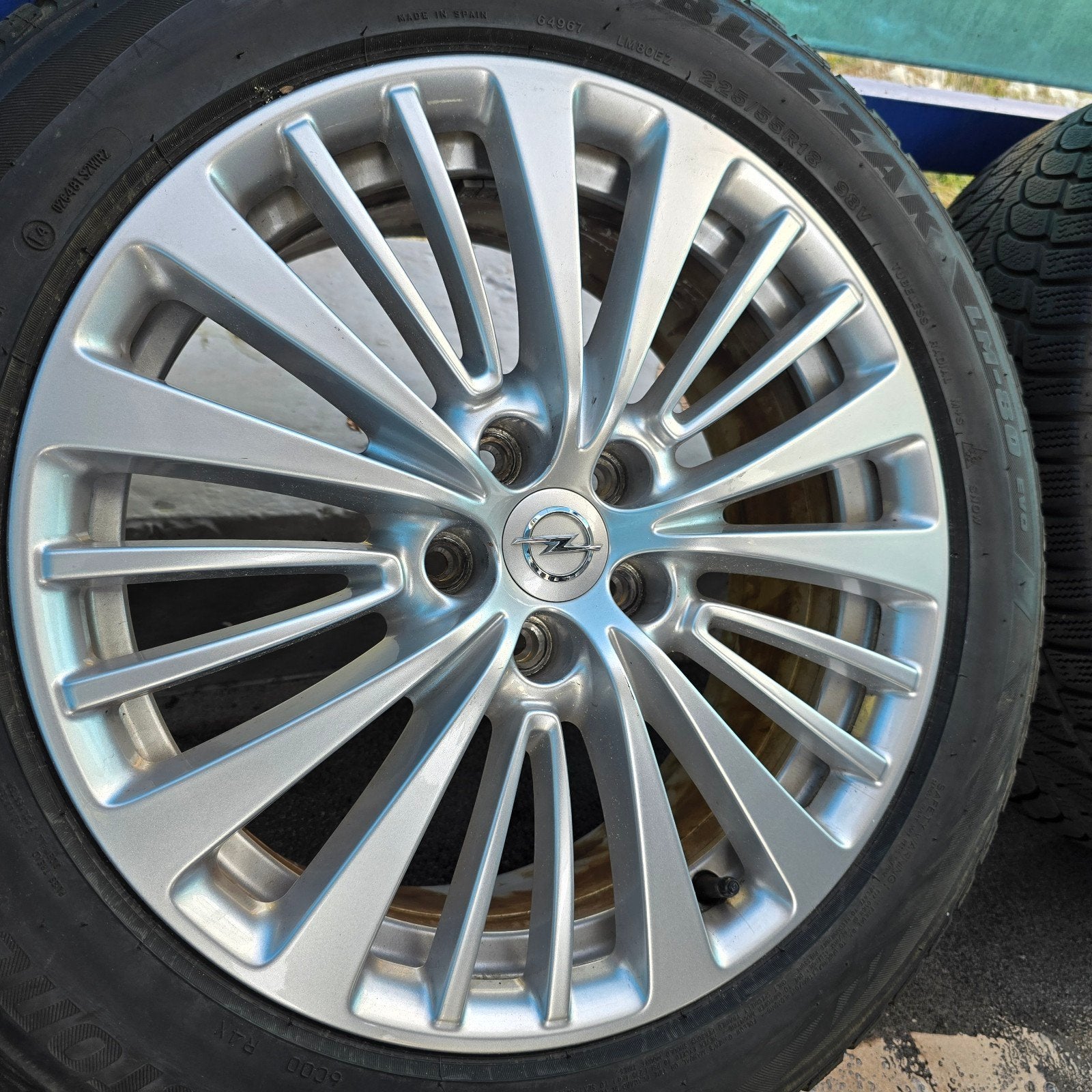 Origineel Opel Grandland winterset 225-55-18 98V, Ophalen, 18 inch, Dewielbasis@outlook.com, Winterbanden