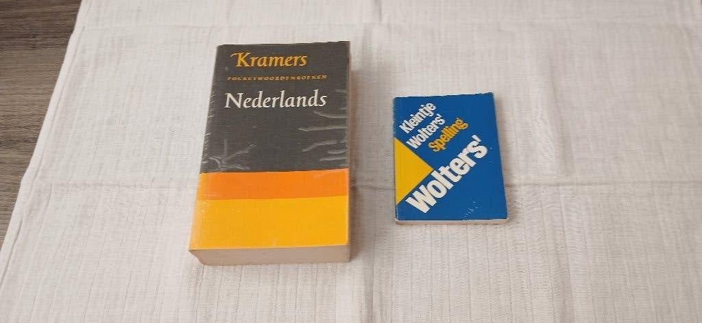 Nederlands woordenboek + kleintje Wolters spelling, Boeken, Gelezen, Nederlands, Ophalen of Verzenden, Kramers