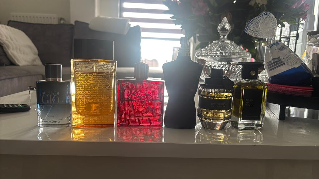 Kleine collectie parfums, Sieraden, Tassen en Uiterlijk, Uiterlijk | Parfum, Ophalen