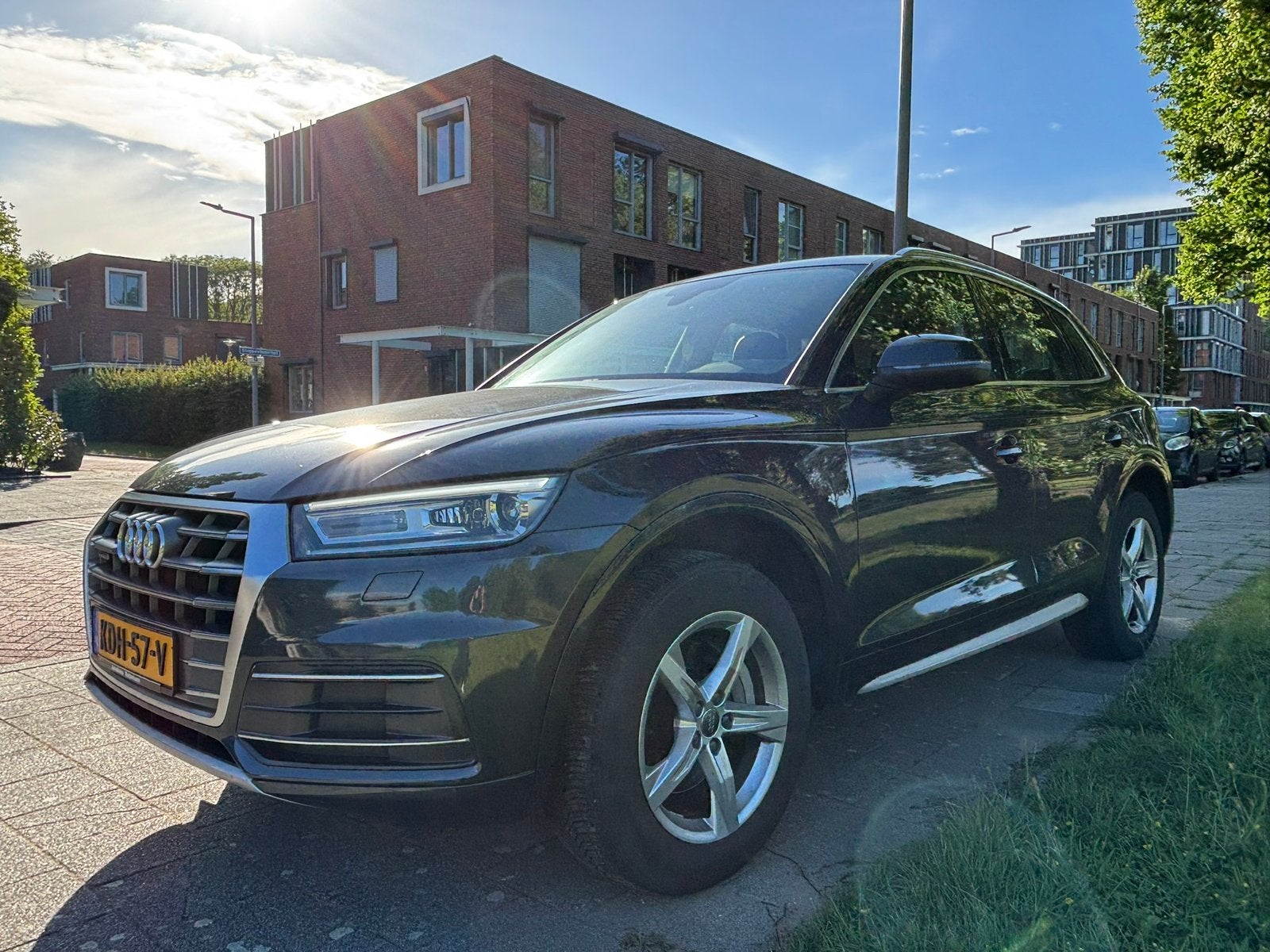 Audi Q5 2.0 Tfsi Quattro 251pk Tiptronic 2017 Grijs, Auto's, Bruin, Particulier, SUV of Terreinwagen, 750 kg
