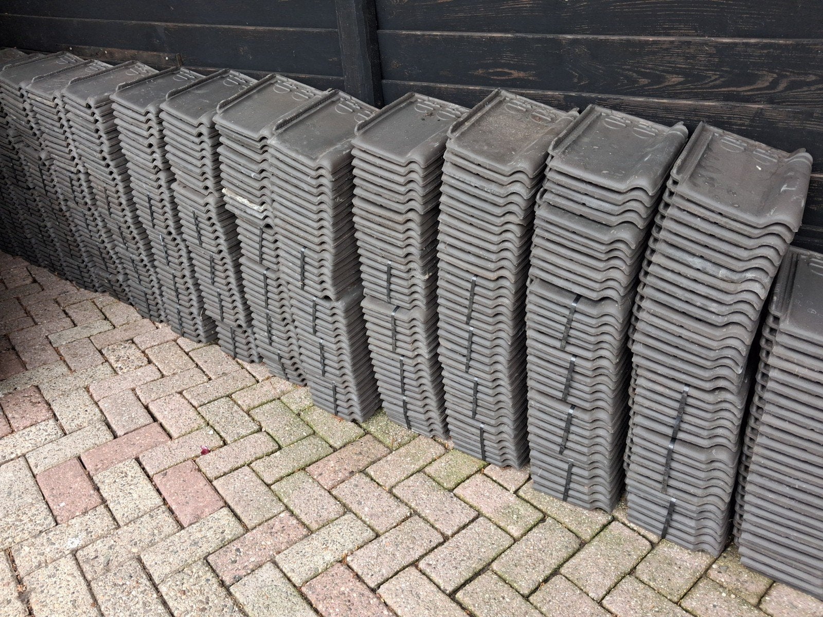 Nieuwe Tuile du Nord  dakpannen (570 stuks), Ophalen, Steen of Klei, Nieuw, 15 m² of meer