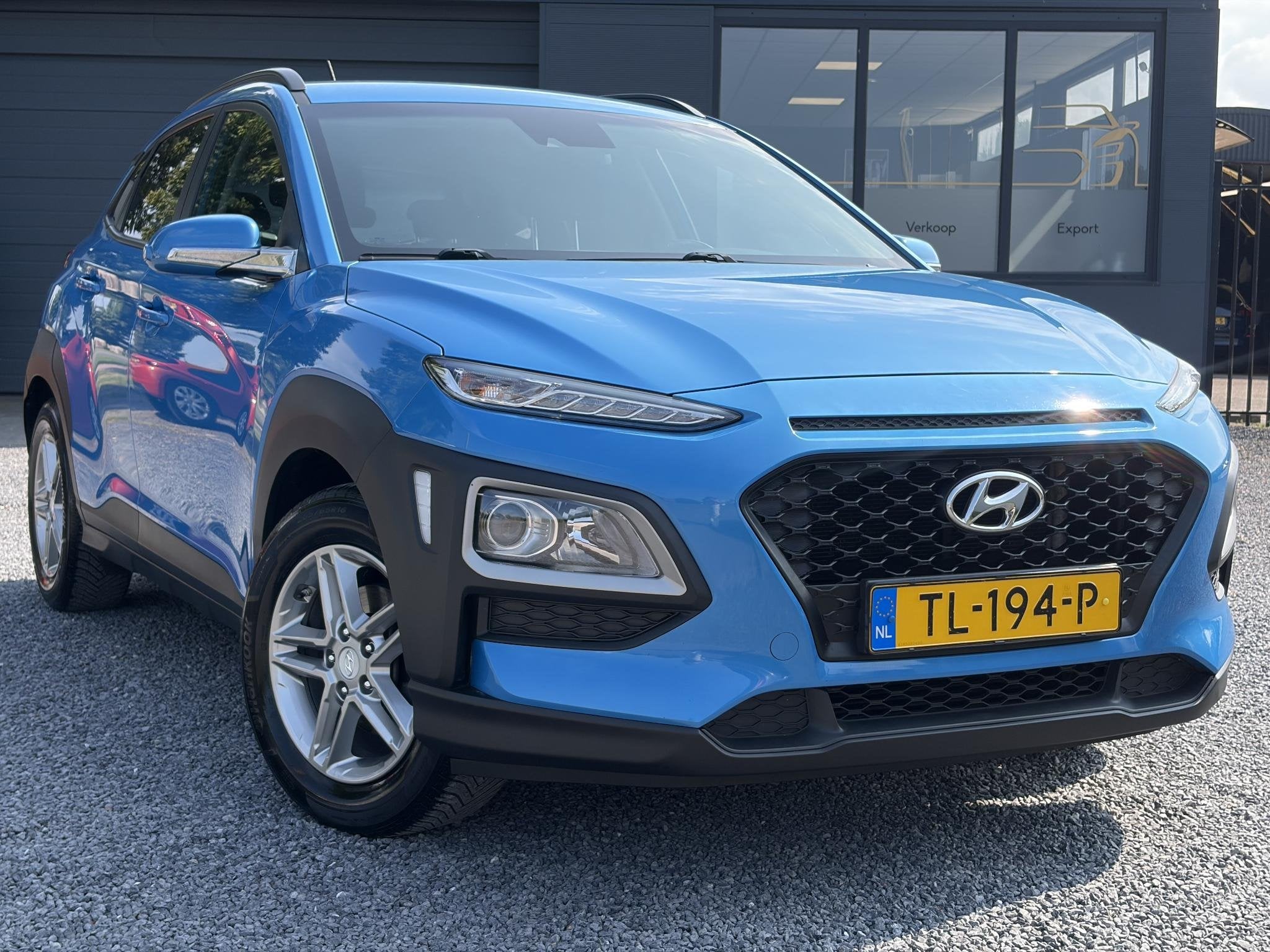 Hyundai Kona 1.0T Essence 2e Eigenaar,Trekhaak,Camera,Carpla, Voorwielaandrijving, Stof, Gebruikt, Euro 6