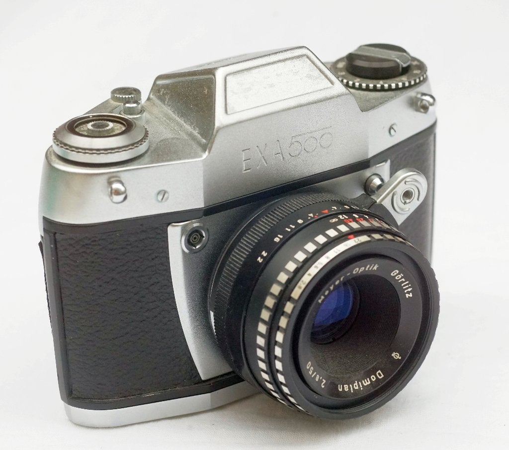 Exa 500 (341427) met Domiplan 50mm f2.8 (met spoel), Audio, Tv en Foto, Fotocamera's Analoog, Ophalen of Verzenden, Spiegelreflex