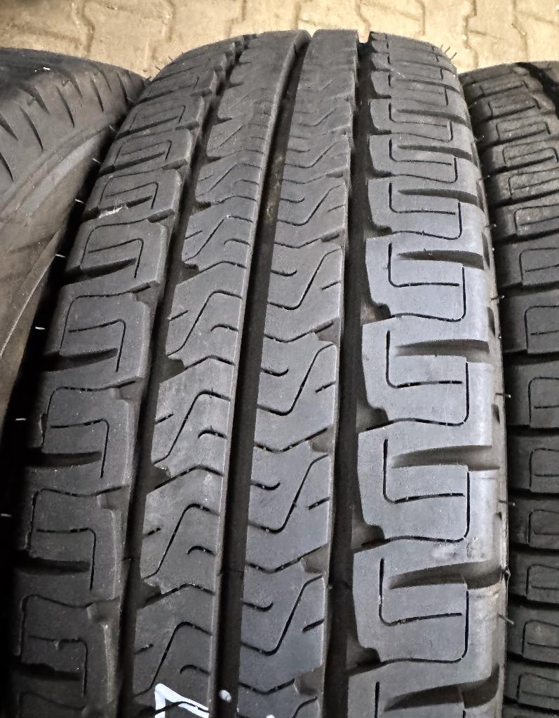 Camper banden Michelin 2023. 7+ mm. 225-75-16CP, Gebruikt, 16 inch, Band(en), Ophalen