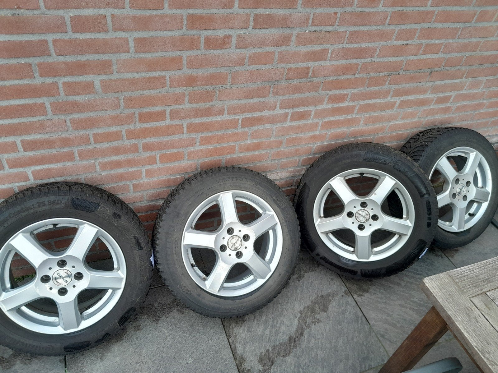 Winterwielen Renault Clio 185/65R15 Lichtmetaal, Auto-onderdelen, Ophalen, Gebruikt, 15 inch, Banden en Velgen