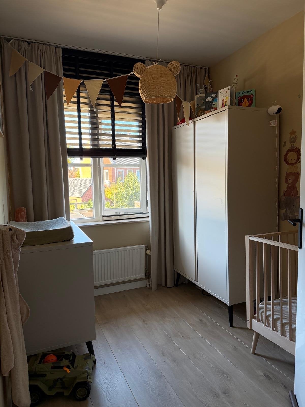 Europe Baby Sterre Commode, Linnenkast - Oatmeal - babykamer, Kinderen en Baby's, Ophalen, Gebruikt, 50 tot 70 cm, 100 cm of meer