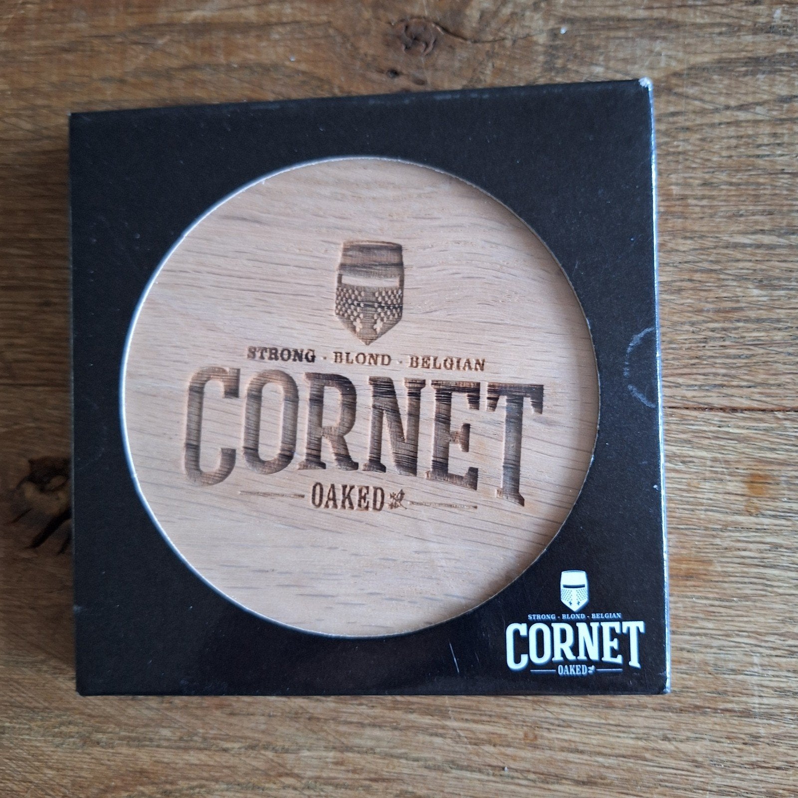 2 Eikenhouten Cornet Onderzetters - Nieuw in Doos, Hout, Glasonderzetter, Nieuw, Bruin