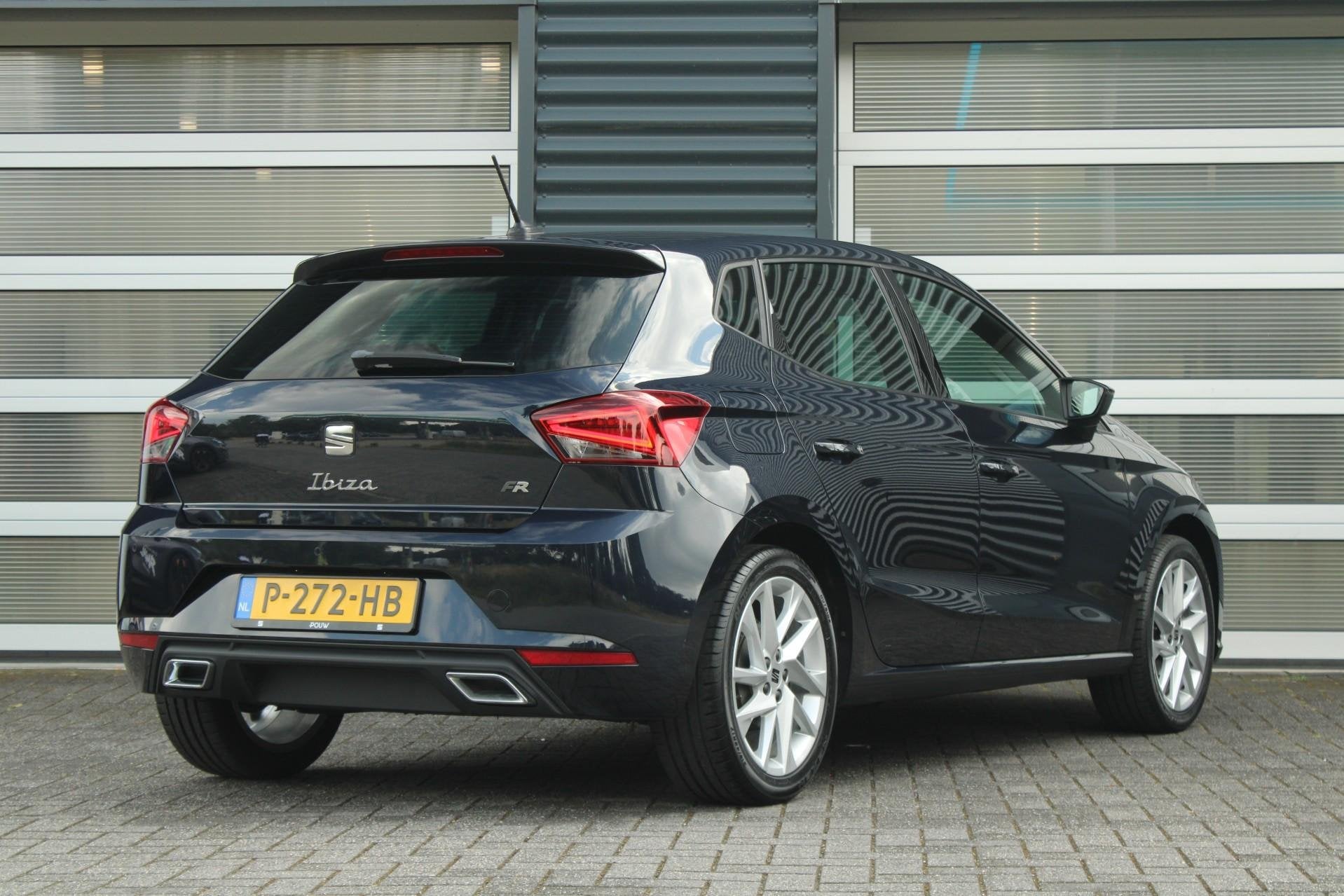 SEAT Ibiza 1.0 EcoTSI 95pk FR | Parkeersensoren Voor/ Achter, Auto's, 12 maanden, Blauw, Ibiza, Origineel Nederlands