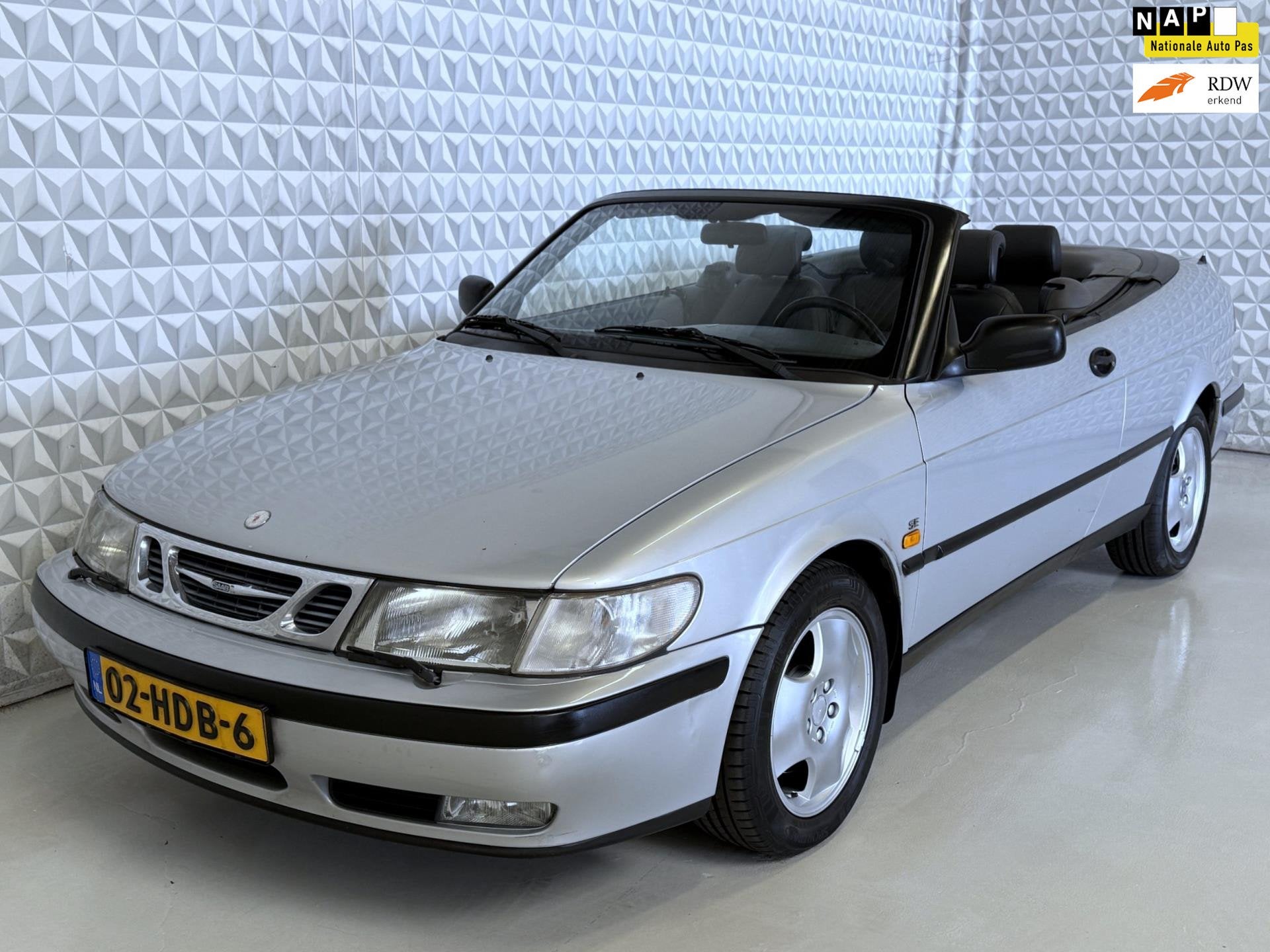 Saab 9-3 Cabrio 2.0 Turbo S 185PK AUTOMAAT / 216.000km (1999, Auto's, Gebruikt, Zwart, 4 cilinders, Cabriolet
