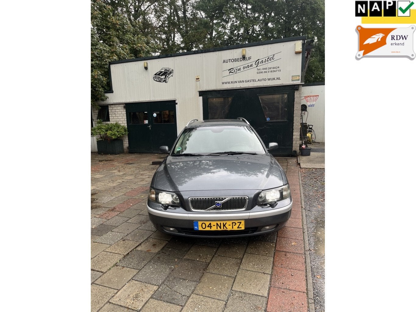 Volvo V70 autm vol opties 2.5 T Titanium (bj 2003), Auto's, 1566 kg, 2521 cc, 93 €/maand, Euro 4