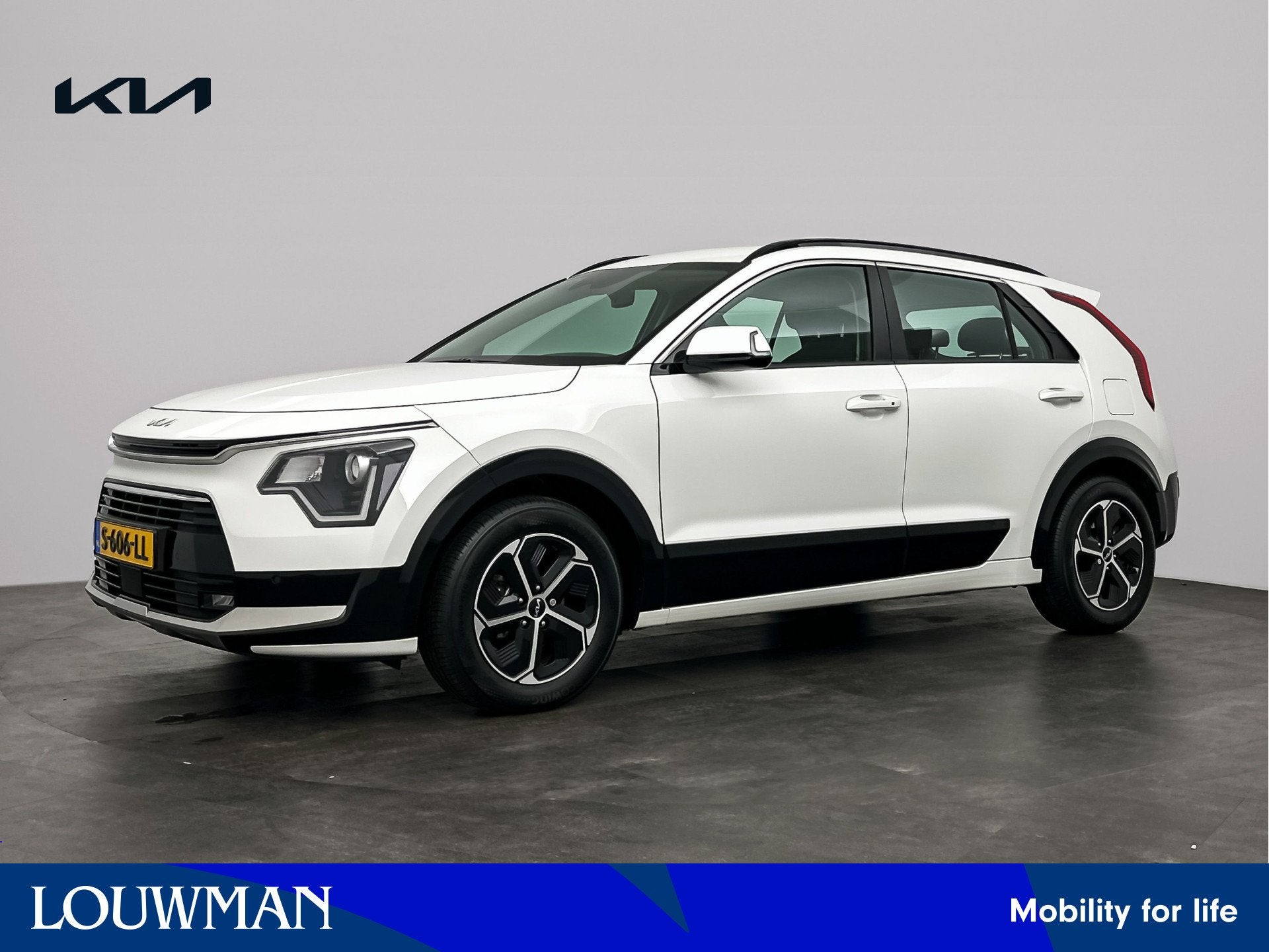 Kia Niro 1.6 GDi Hybrid DynamicLine Navigatie | Climate Cont, Gebruikt, Zwart, Leder en Stof, Origineel Nederlands