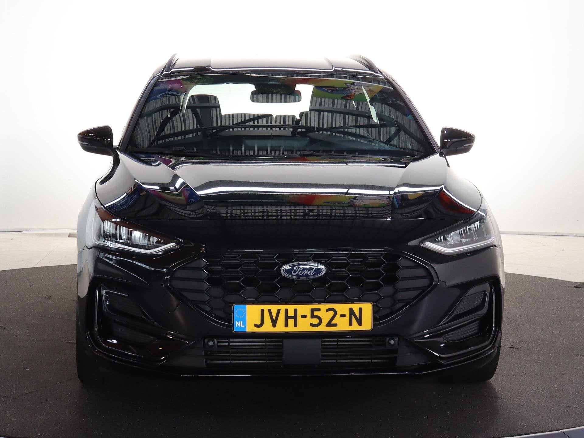 Ford Focus Wagon 1.0 EcoBoost Hybrid ST Line X | Elekt. Wegk, Gebruikt, Euro 6, Automatische klimaatregeling, Zwart