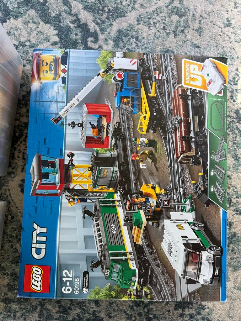 LEGO City Vrachttrein 60198 - in doos, Ophalen, City, Lego, Zo goed als nieuw