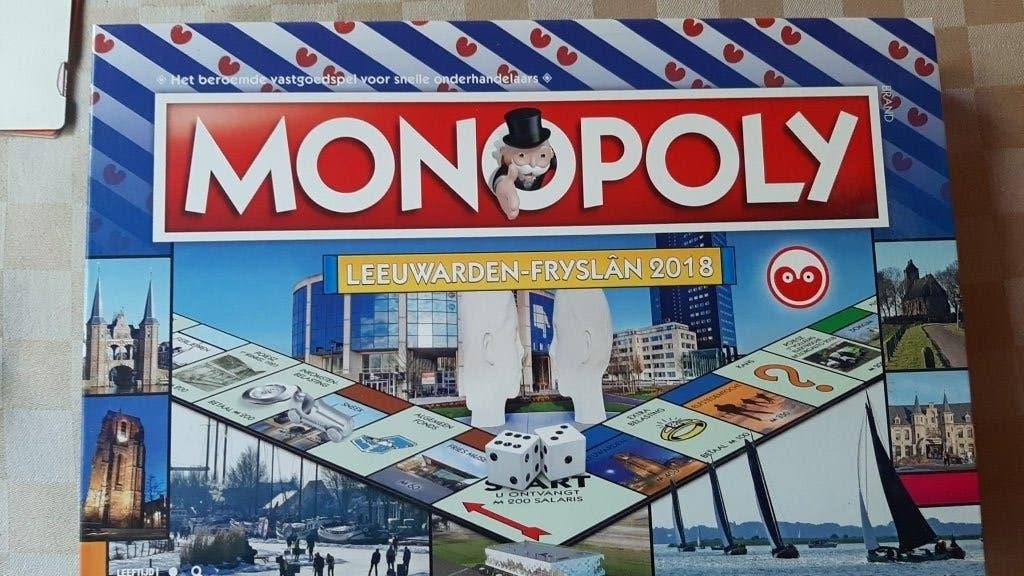 bordspel inhoud seal Monopoly Leeuwarden - Fryslan Monopolie, Vijf spelers of meer, Ophalen of Verzenden, Nieuw, Monopoly