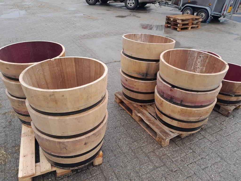Eiken plantenbakken regentonnen wijnvaten div.maten, Ophalen, Rond, Zo goed als nieuw, 60 tot 100 cm