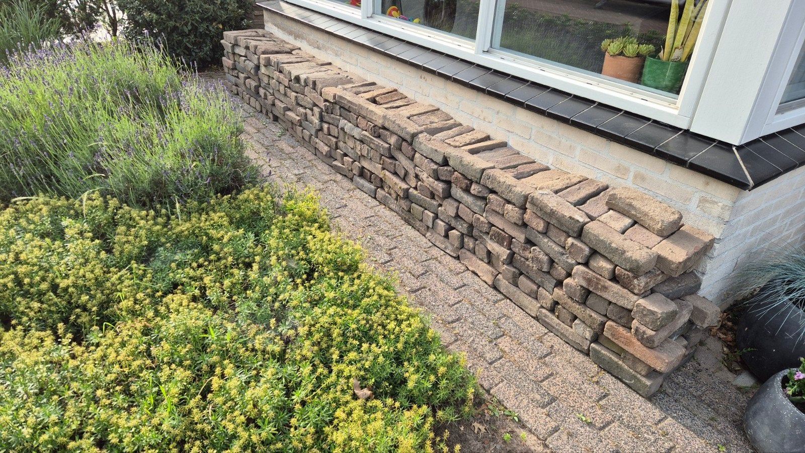 Handgebakken oud-hollandse waaltjes, ca. 4m2, Ophalen, Gebruikt, Beton, Klinkers