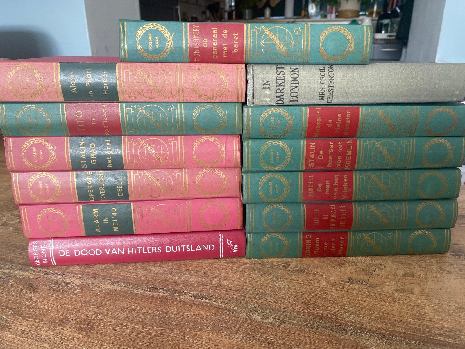 Dossier 40/45 Boekenreeks - WOII Geschiedenis, Boeken, Ophalen, Tweede Wereldoorlog, Gelezen, Algemeen