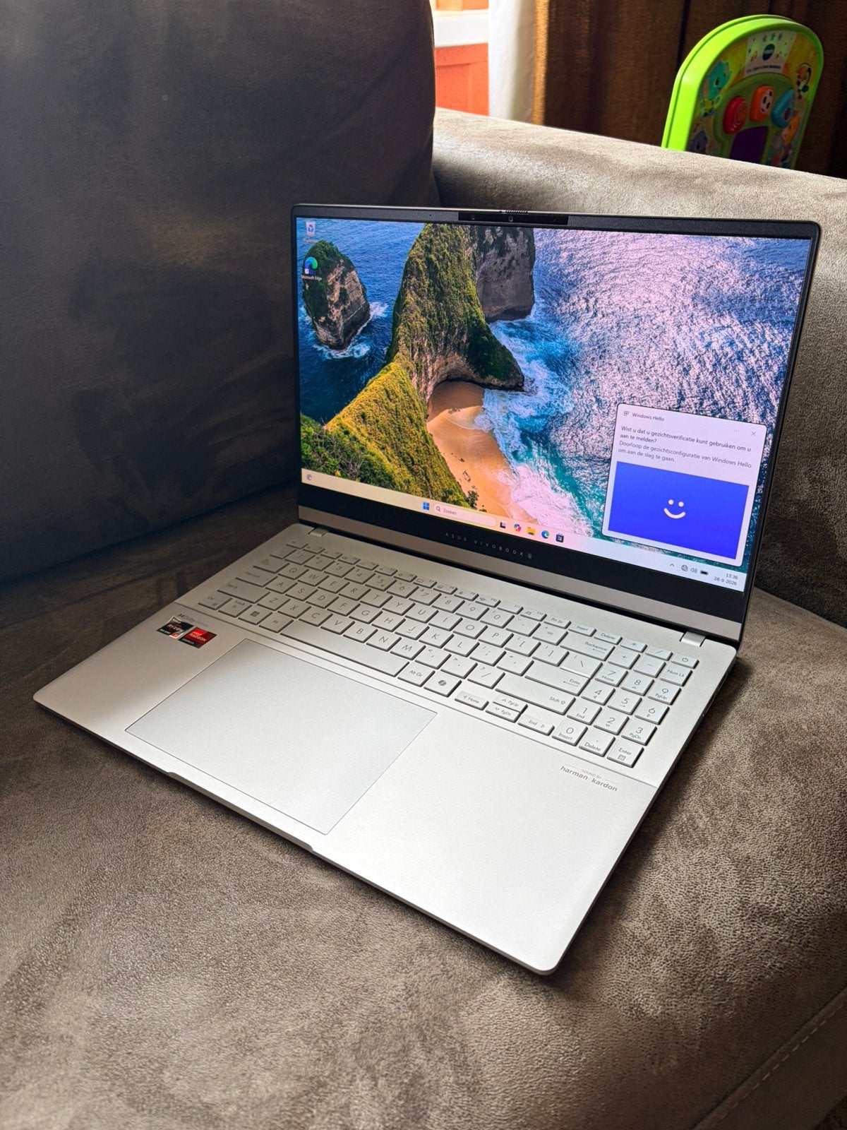 ASUS VivoBook M5506NA-MA006W - laptop - 15.6 inch, Computers en Software, Ophalen, Zo goed als nieuw, 15 inch, 2 tot 3 Ghz